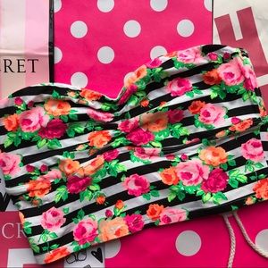 💚NWT VS PINK STRIPED FLORAL BANDEAU💚